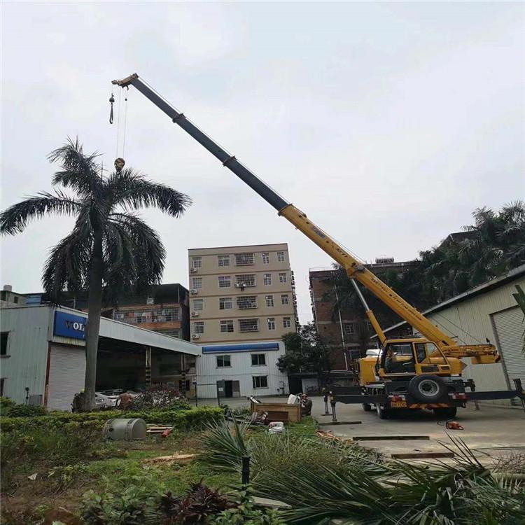 红原12吨吊车出租一天的收费标准是什么