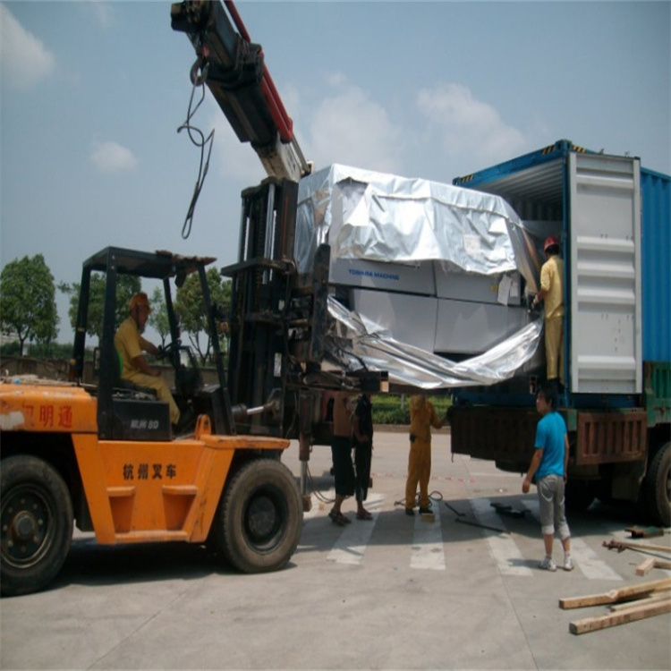 红原附近的随车吊出租服务：选择指南与注意事项