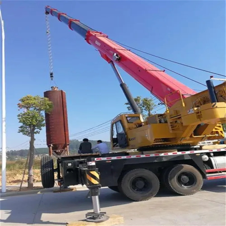 红原专业吊车租赁多少钱