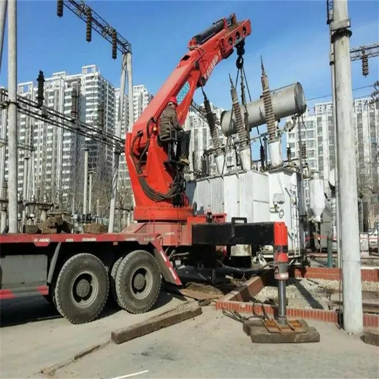 红原就近吊车出租|工地厂房吊装设备租赁|24小时高效响应